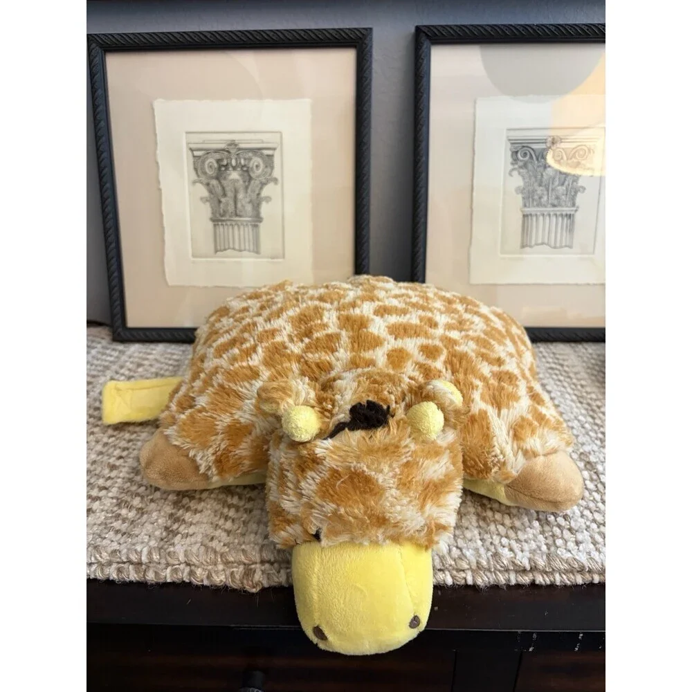 Pillow Pets Peewee Giraffe Foldable Plush Stuffed Animal 13”